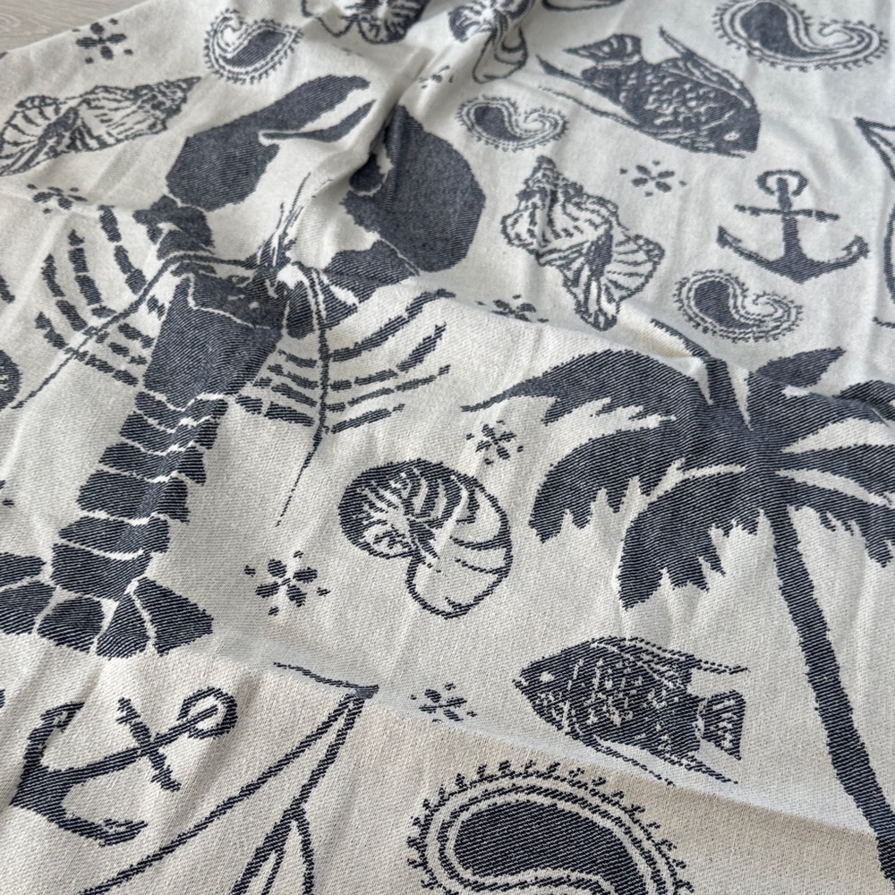 Brand new vineyard vines Nautical Themed Blanket
